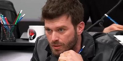 Adanalı sanatçının merak edilen abisi ortaya çıktı