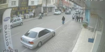 Yolun karşısına geçerken cipin çarptığı çocuk yaralandı