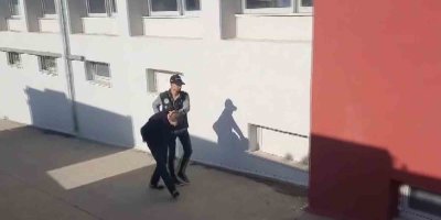 Adana’da 5 ’torbacı’ tutuklandı