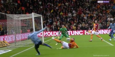 Galatasaray-Adana Demirspor maçındaki penaltı kararı: 'Tartışılacak yanı yok'