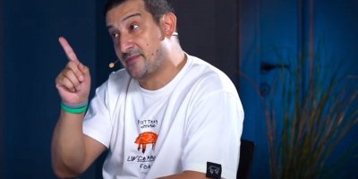 Serhat Akın, Belhanda ve Emre Akbaba'yı yerden yere vurdu