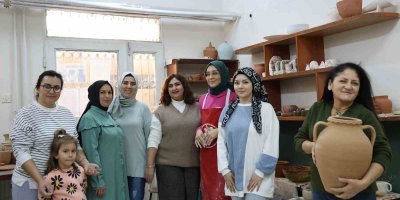 Yok olmaya yüz tutan çömlekçilik kadın eliyle yeniden doğuyor