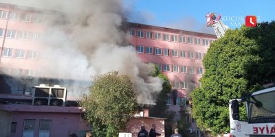 Adana’da eski numune yanıyor: İşçiler kurtarıldı