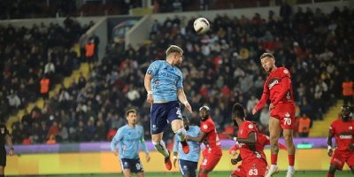 Şimşekler galibiyet hasretini bitiremedi