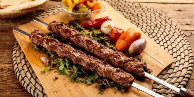 Dünyanın en iyi 100 yemeği listesinde Adana Kebabı da yer aldı. İşte sıralamadaki yeri