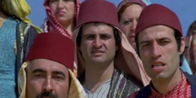 Adanalı sanatçı son yolculuğuna uğurlandı