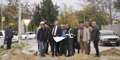 Başkan Karalar, yapımı devam eden çalışmaları yerinde inceledi