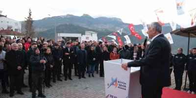 Aladağ’da Başkan Zeydan Karalar, 30 öğrencilik misafirhanenin açılışını yaptı