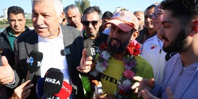 3 bin 600 kilometre koştu, kebabı kaptı