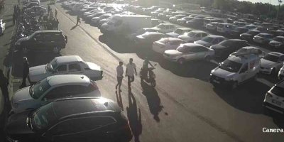 Kendini "polis" olarak tanıtıp 2 motosikleti çaldı