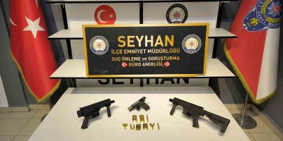 Müstakil eve operasyon: 2 hafif makineli tüfek ele geçirildi
