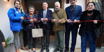 Başkan Akay’dan Seyhan’a ‘Kahve Evi’