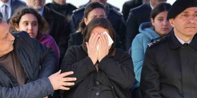 Şehidin ismi polis merkezine verildi, annesi gözyaşlarına boğuldu