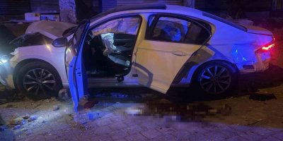 Adana’da hareketli gece! trafik kazası sonrası silahlar konuştu: 2 yaralı