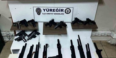 Yüreğir’de 27 ruhsatsız tabanca ele geçirildi