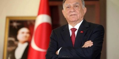 Akif Kemal Akay Seyhan'da 5 partinin ortak adayı