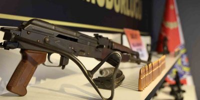 Seyhan polisi 45 ruhsatsız silah ele geçirirken 346 suçluyu da yakaladı