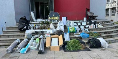 Adana’da narkotik polisleri 10 kilo bonzai ele geçirdi