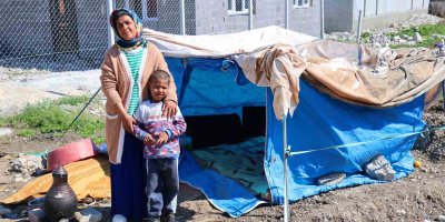 Uyuşturucu müptelası koca, ailesini sokağa attı