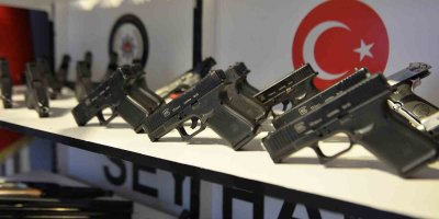 Seyhan polisi 80 ruhsatsız silah ele geçirdi