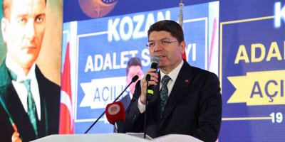 Adalet Bakanı Tunç: “Ülkemiz yenilikçi bir anayasayı sonuna kadar hak ediyor”