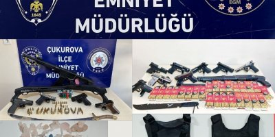 Çukurova polisi 20 ruhsatsız silah ele geçirirken 212 kişiyi de yakaladı