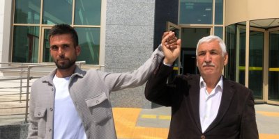 Adana'da adaylar eşit oy alınca muhtar kura ile belirlendi