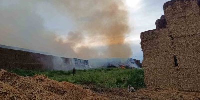 Adana’da saman balyalarının bulunduğu alanda yangın çıktı