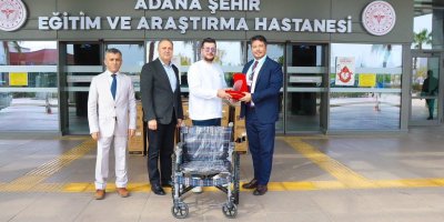 Adana Şehir Hastanesi’ne 100 tekerlekli sandalye bağışlandı
