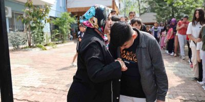 Bayram harçlığı kuyruğu