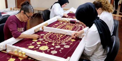 Osmanlı puşideleri Adana’da ilmek ilmek işleniyor