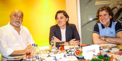 Vincenzo Montella, Adana Demirspor yöneticileriyle kahvaltıda bir araya geldi