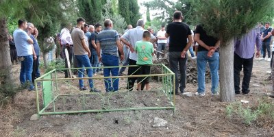 Köpeklerin saldırısında ölen yaşlı kadın toprağa verildi