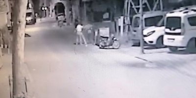 Bayıltana kadar dövdü, sürükleyip yol kenarına bıraktı