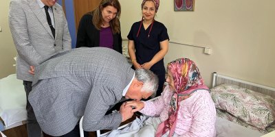 Başkan Karalar, "Dünyayı anne sevgisi ve şefkati sarsın"