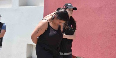 Evlerinden uyuşturucu çıkan kadın ve erkek serbest kaldı