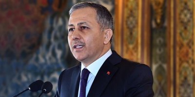 Bakan Yerlikaya: “Adana'da son 3 günde 12 ayrı suç örgütü çökertildi”