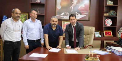 Feke Belediyesinde çalışan sendikalı işçilerin maaşı 27 bin 500 lira oldu