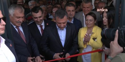 Özgür Özel, Adana’da: “CHP il binaları herkesin baba evidir