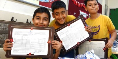 Vali Köşger'den "Çocuklarınıza yüzme öğretin, kanallara göndermeyin" uyarısı