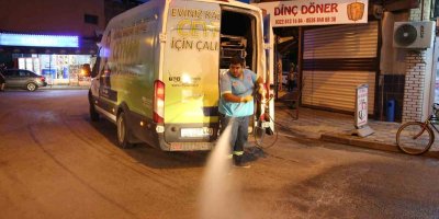 Ceyhan Belediyesi’nden kentte bayram temizliği