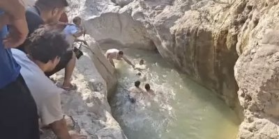 Serinlemek için gölete giren genç boğuldu