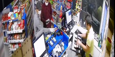 Cerrahi maskeli ve silahlı akaryakıt istasyonu soygunu