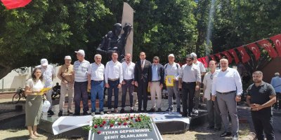 Ceyhan Belediyesi, 1998 depreminde hayatını kaybedenleri andı