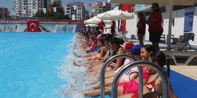 Çukurova’da hedef yüzme bilmeyen çocuğun kalmaması