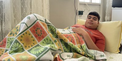 Adana'da kardeşine bisiklet sürmeyi öğreten çocuğu maganda kurşunu öldürüyordu