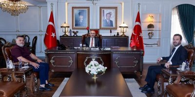 Ceyhan Belediye Başkanı Aydar, Vali Köşger ile Ceyhan yatırımlarını görüştü