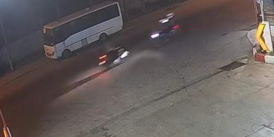 Motosikletler çarpıştı: 2'si polis 3 yaralı