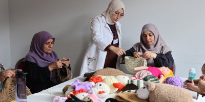 Oğlunu kaydettirmek için gittiği merkezde usta öğretici oldu