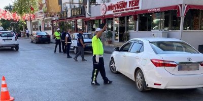 Kozan’da aranan 5 şüpheli yakalandı